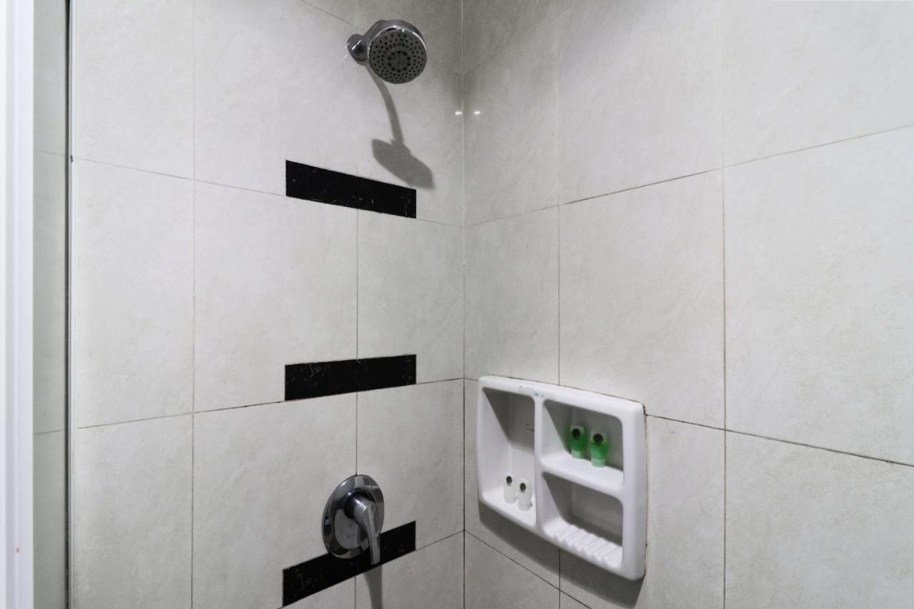 Bendungan Hilir Residence Джакарта Экстерьер фото