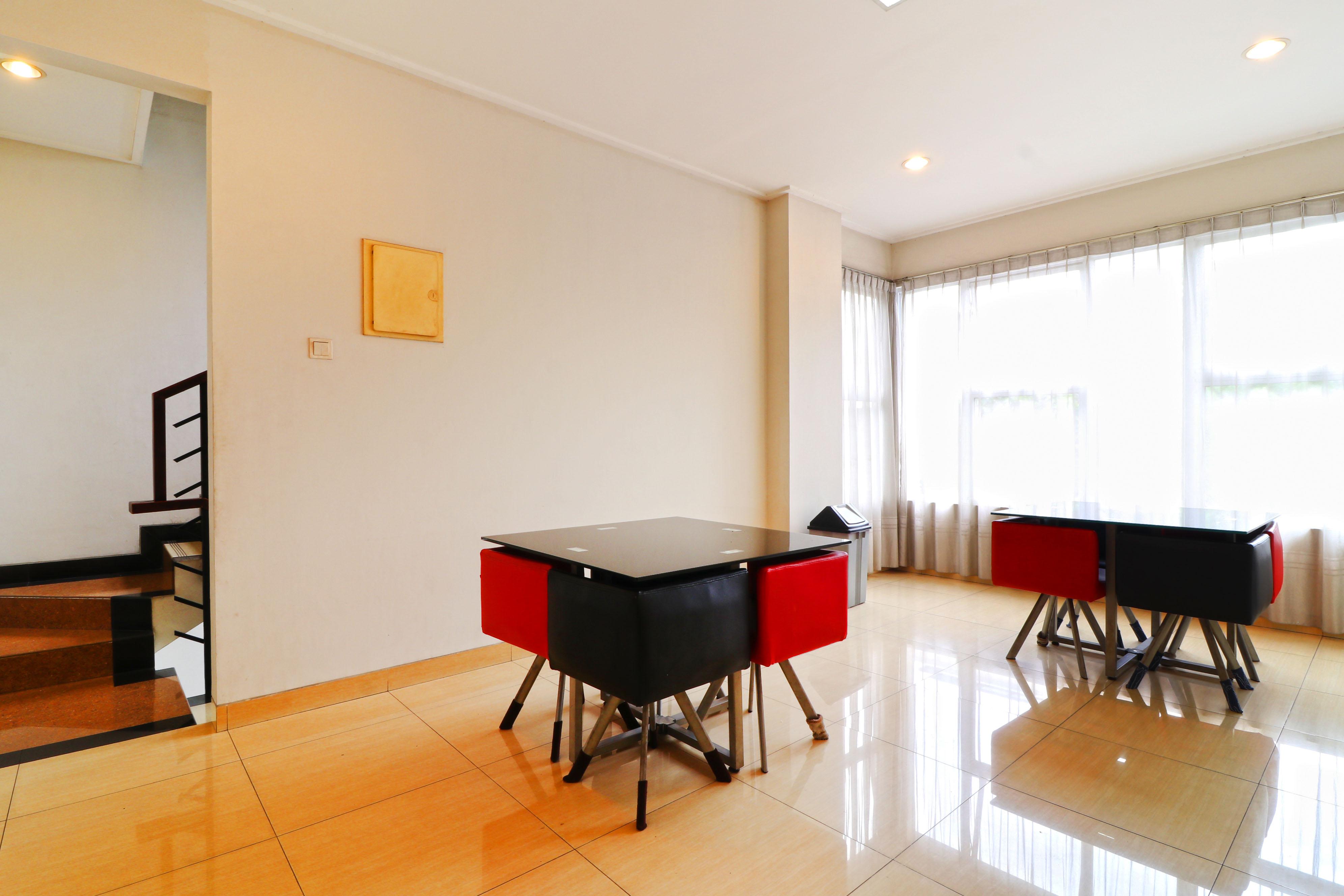 Bendungan Hilir Residence Джакарта Экстерьер фото